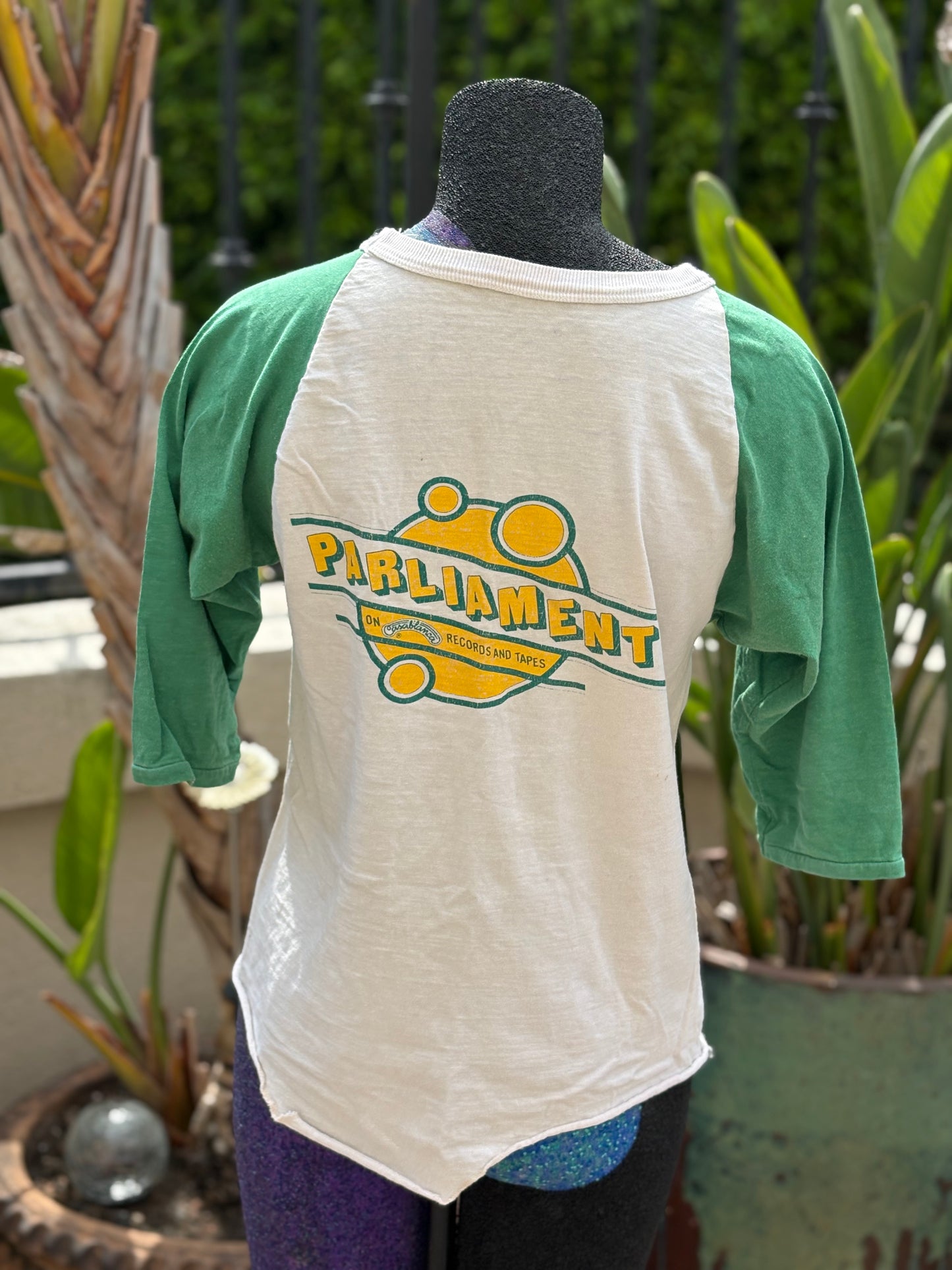 AUCTION- 1974 PARLIAMENT "Up For The Downstroke" promo t-shirt (Cheryl James)